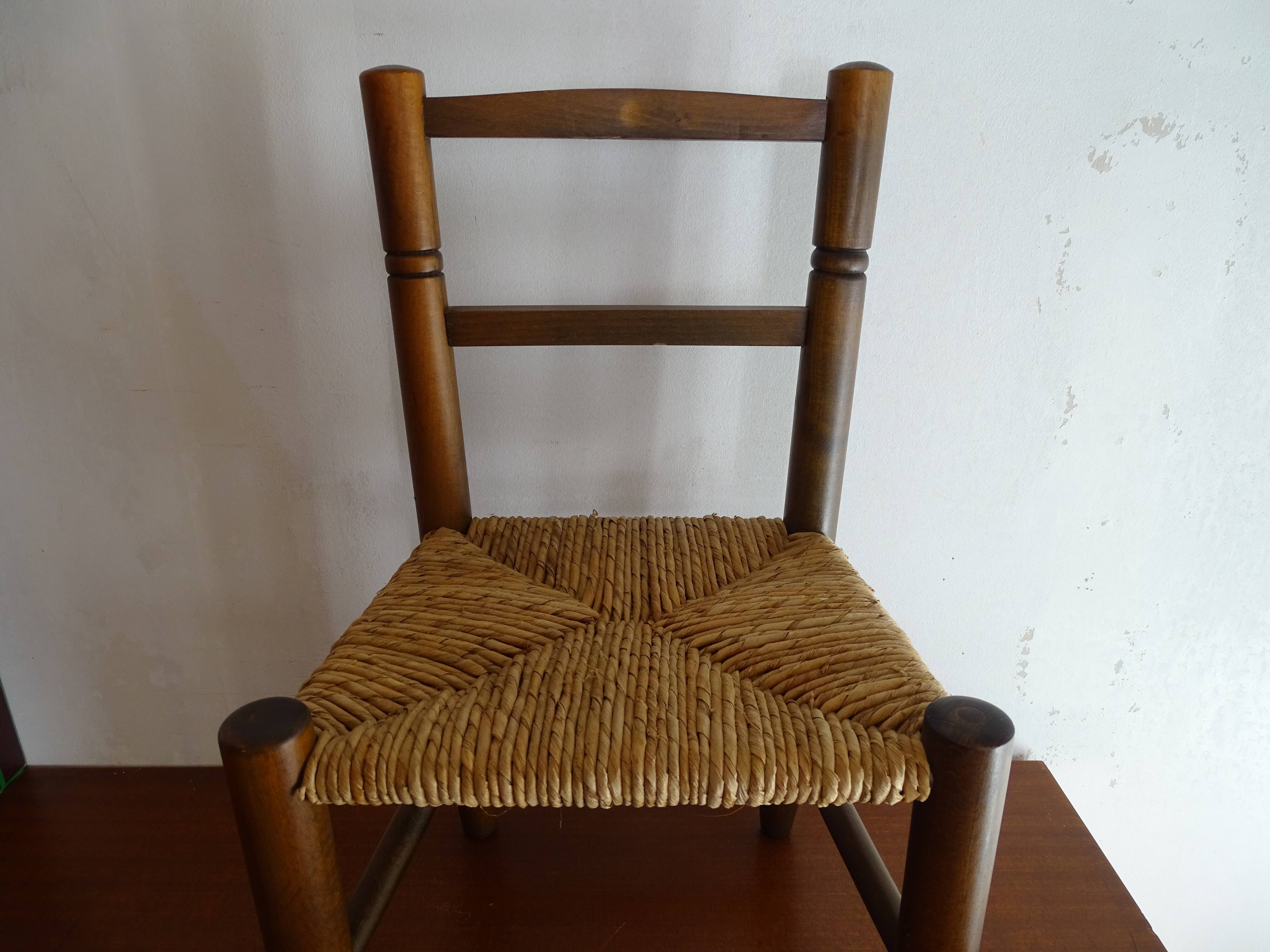 Child mulched chair in vintage wood