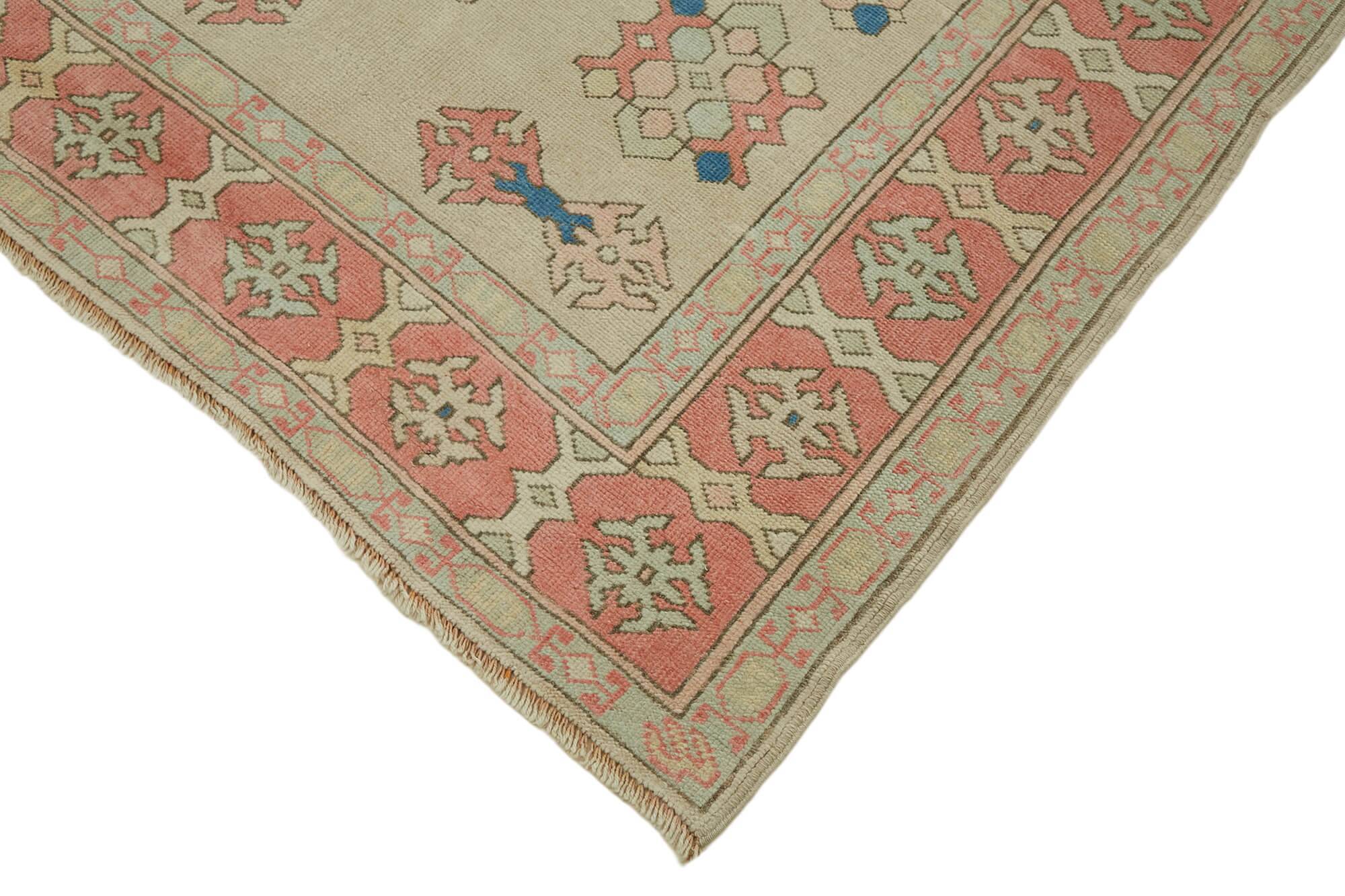 Turkish Vintage Anatolian Rug 139 cm x 226 cm