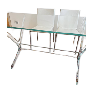 Table en crystal