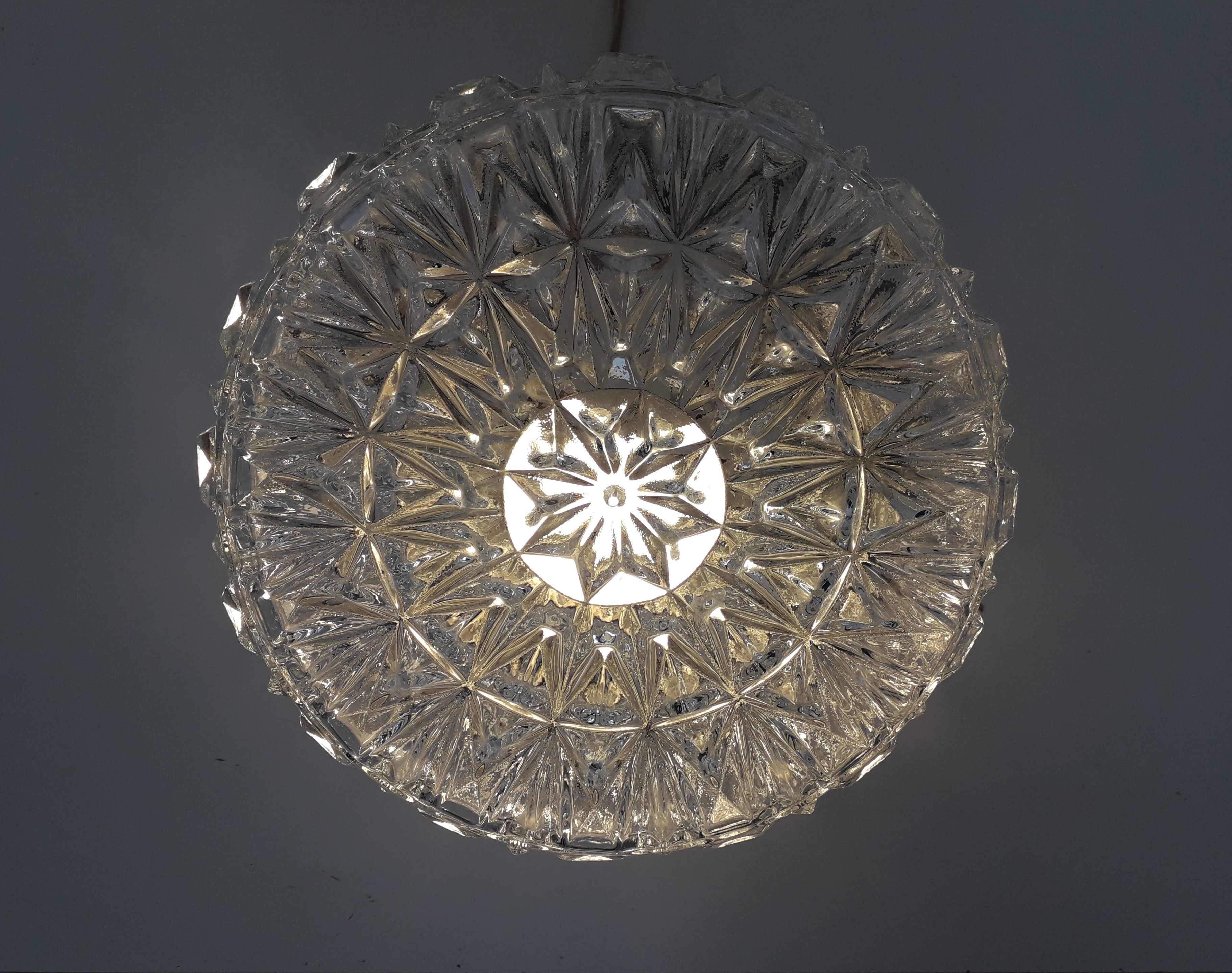 Vintage ceiling lamp / wall lamp - Molded glass - Round shape - 1970