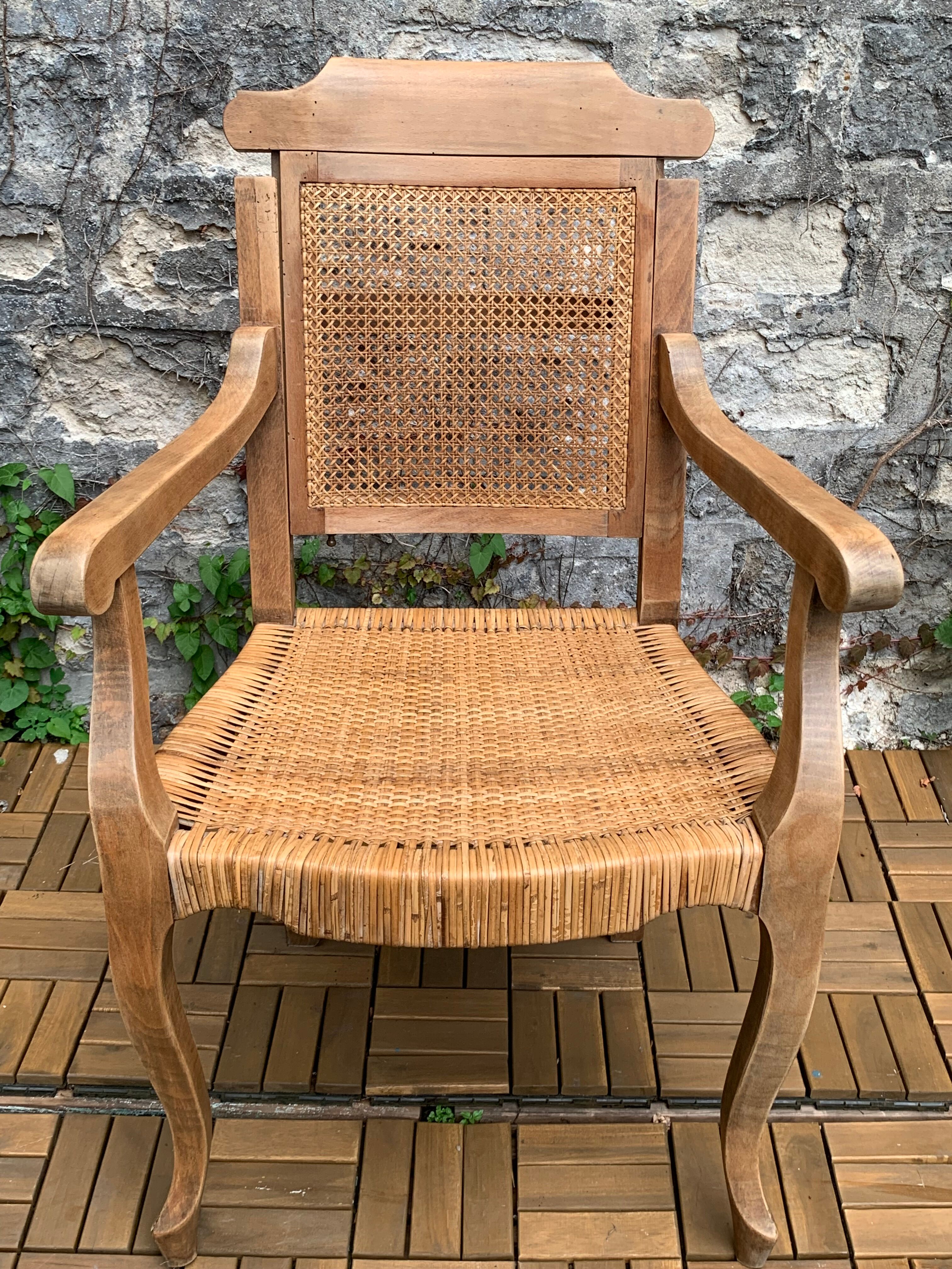 Barber's armchair in wood cannage and straw 1900