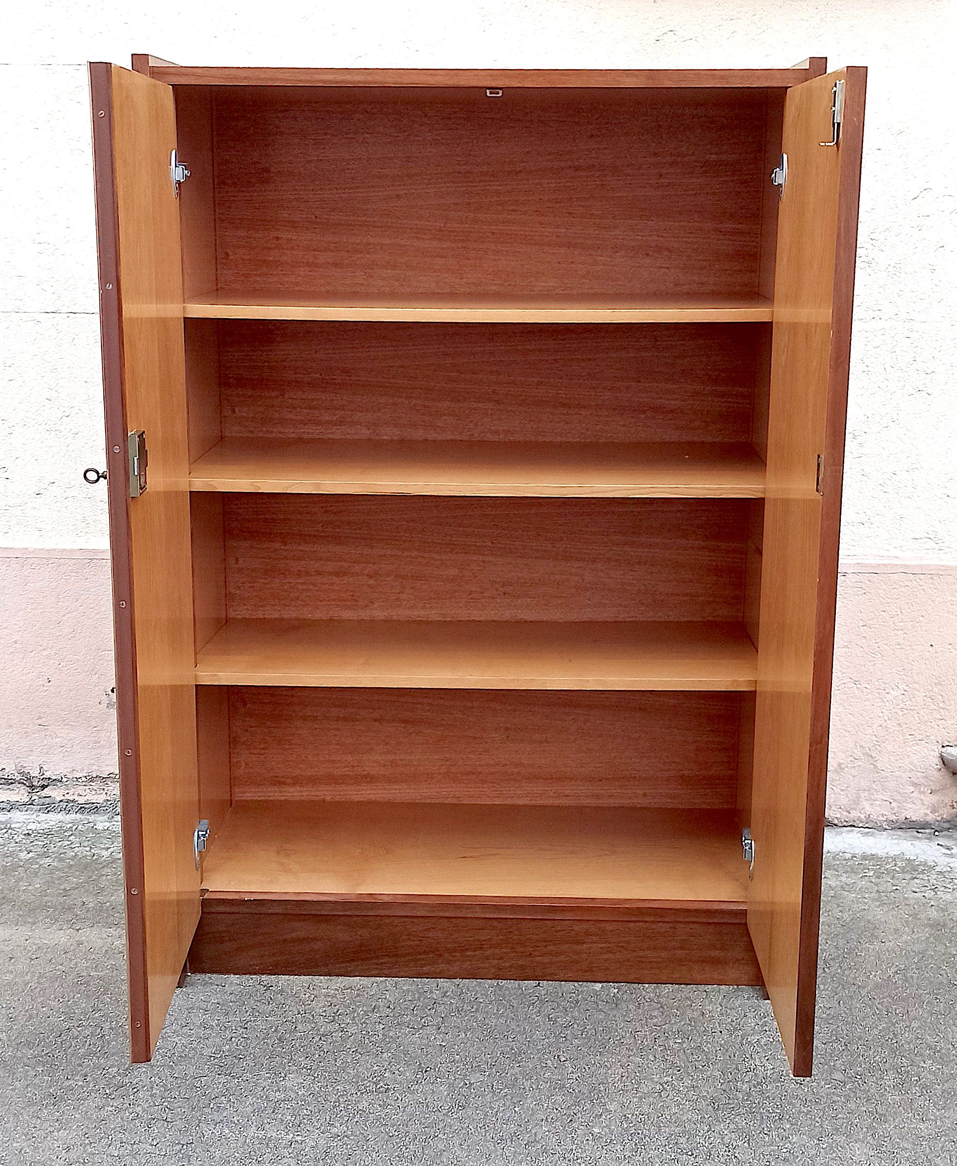 Wardrobe 60