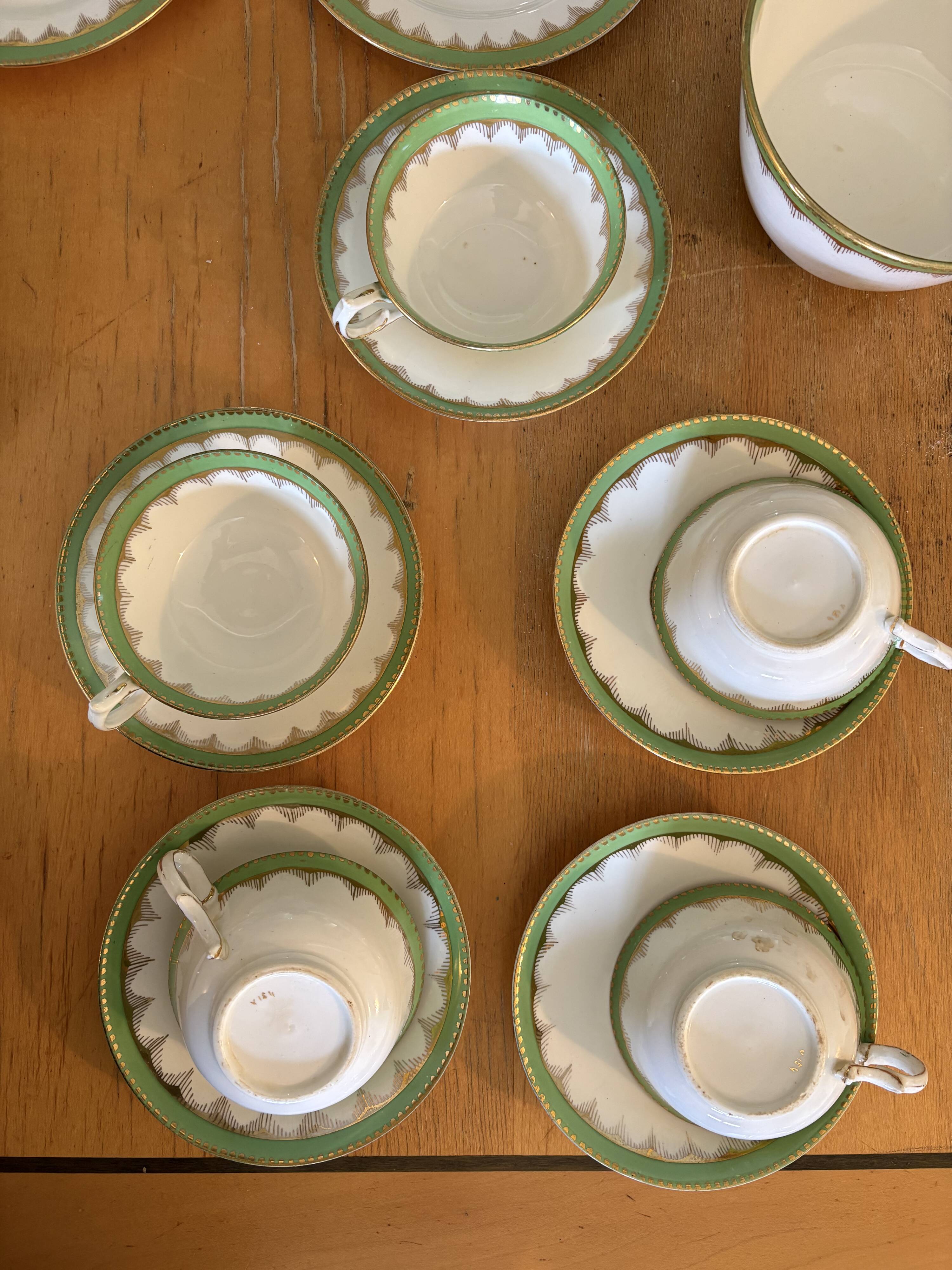 Tea and dessert service