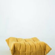 Ensemble de chaise et pouf Togo en tweed jaune