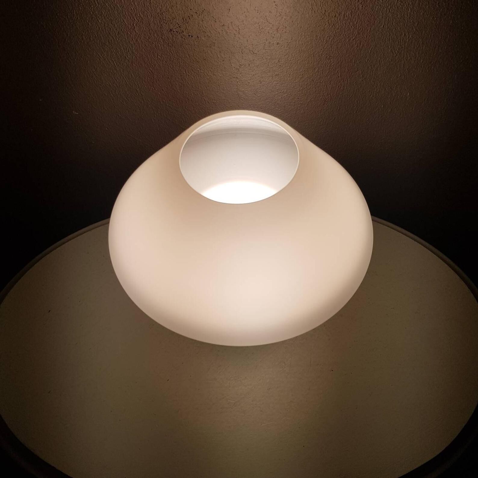 1980s white glass mushroom table lamp