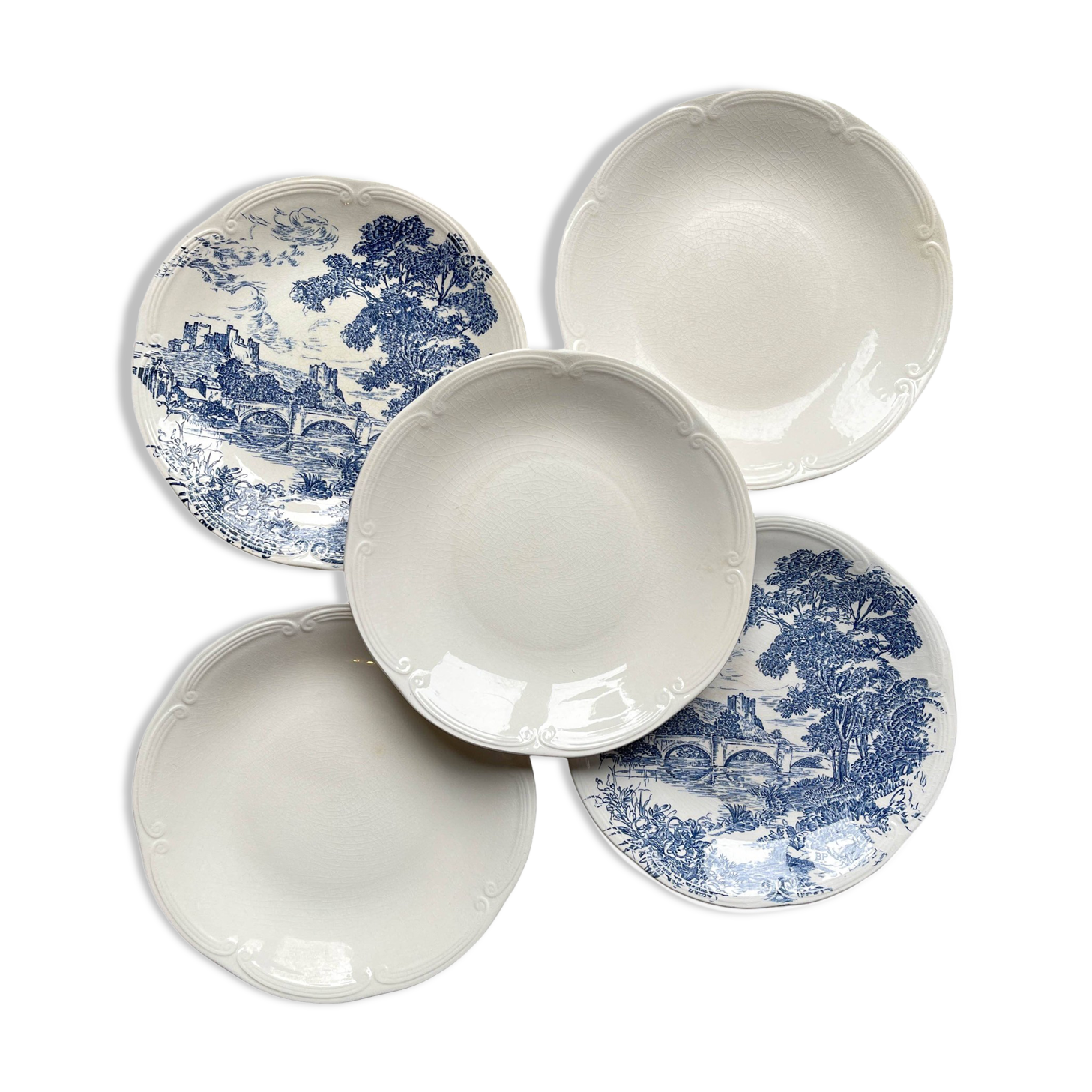 5 vintage Gien earthenware plates from France, mismatched, vintage blue pattern