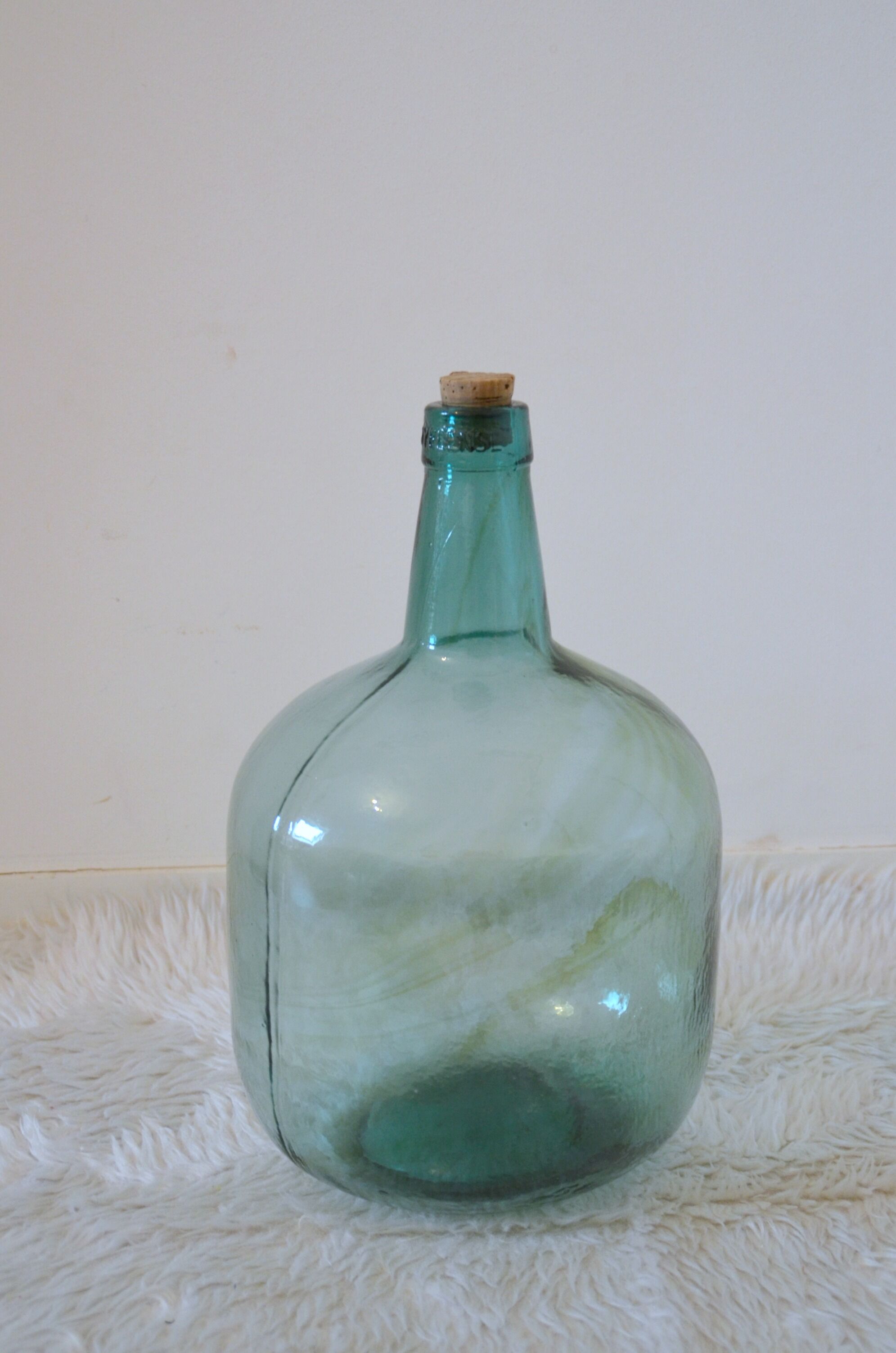 Demijohn Vayelense