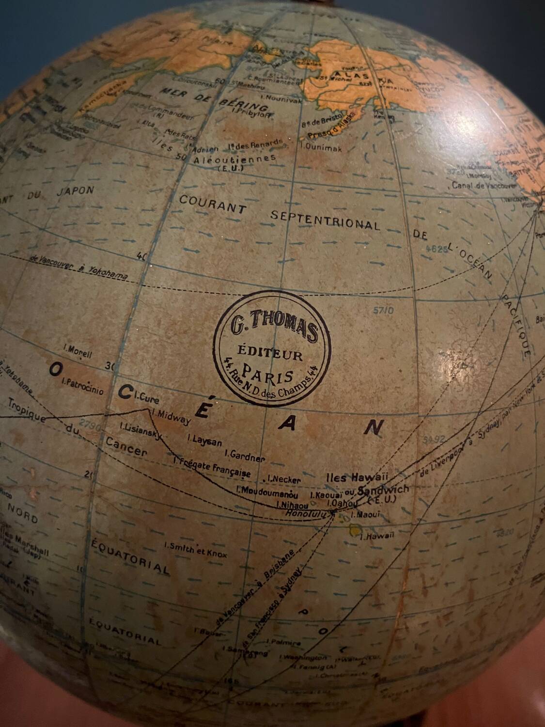 Terrestrial globe G Thomas Paris