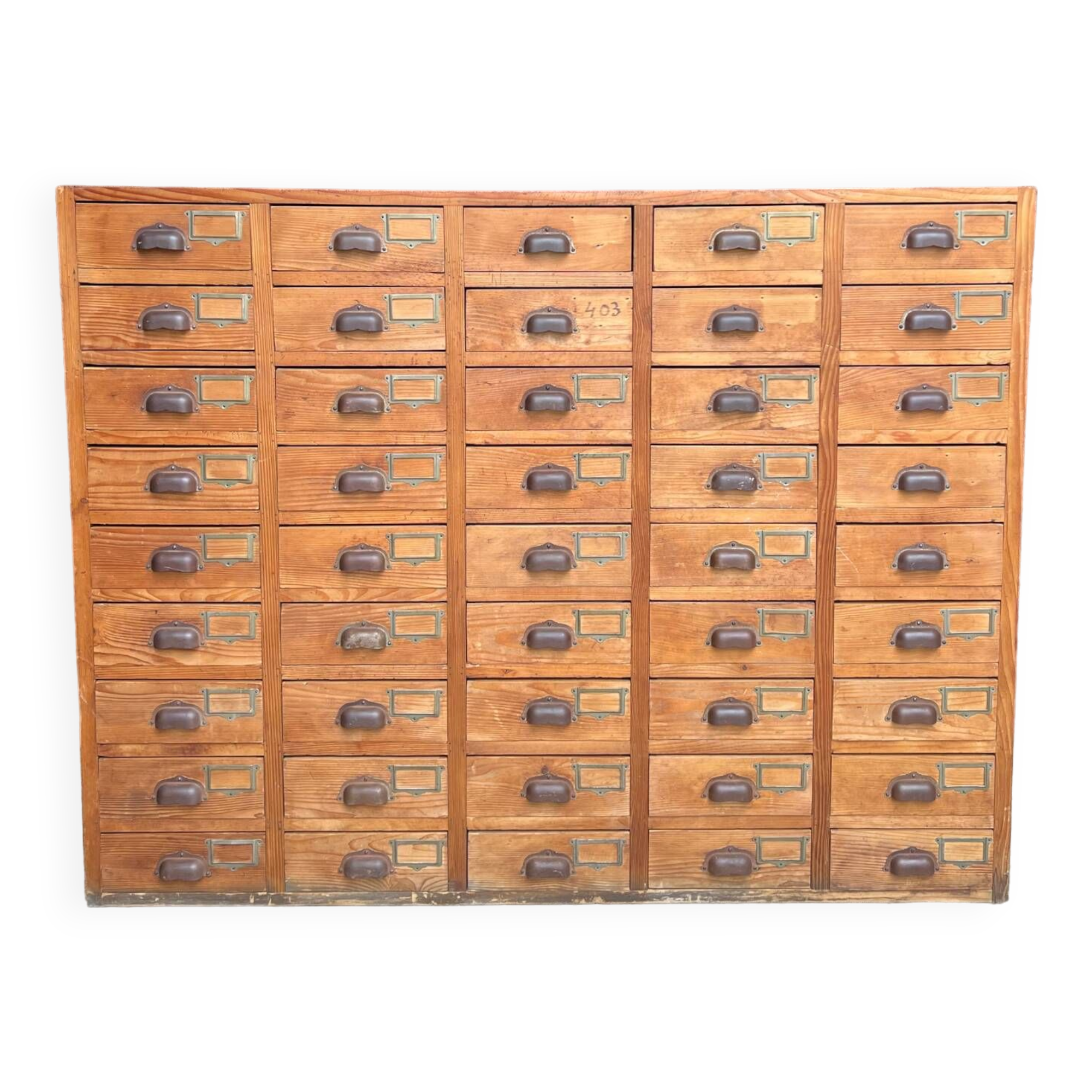 Vintage hardware trade furniture