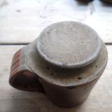 Cinq tasses à café en grès