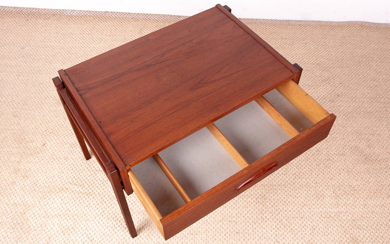 Vintage Danish sewing cabinet, known as "Travailleuse", teak and rattan from the 1960s.