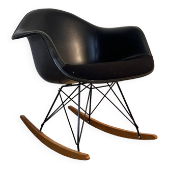 Rocking chair "RAR", Charles and ray Eames for Herman Miller, 1950s.