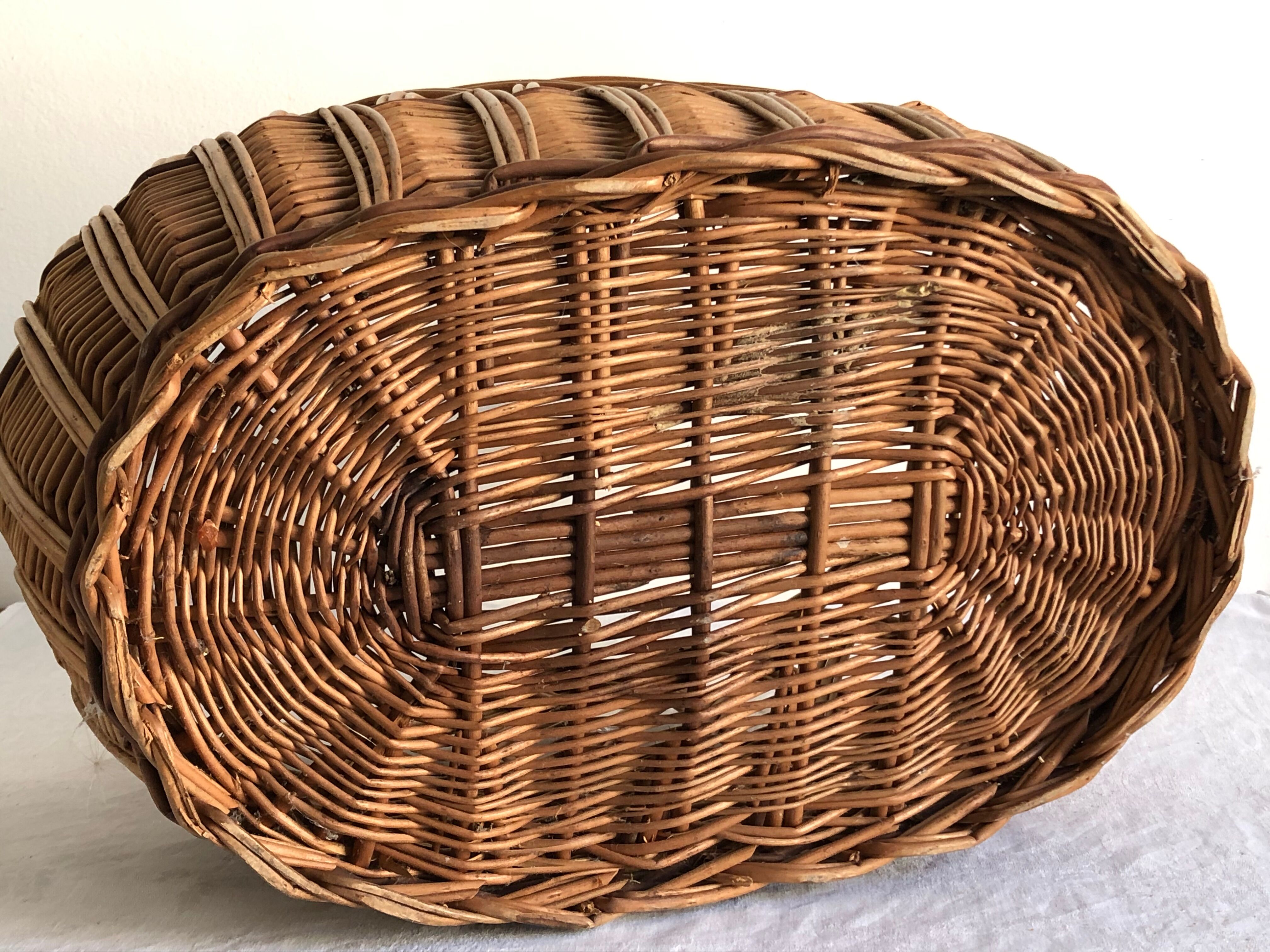 Braided wicker basket