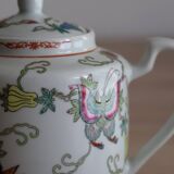Chinese hand painted teapot Jingdezhen