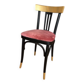 Chaise bistrot  relookée rose poudre