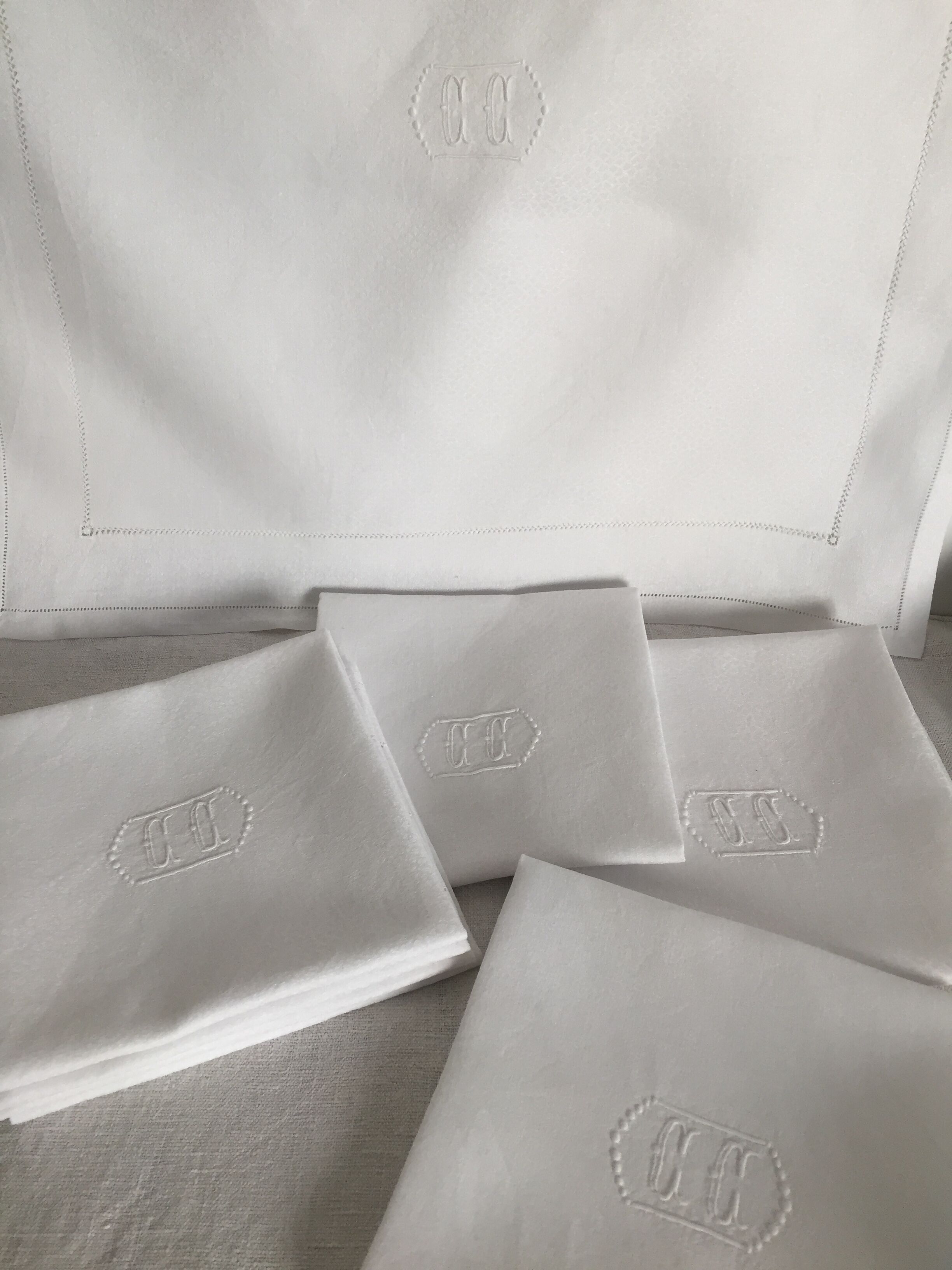 8 napkins, embroidered, monogram