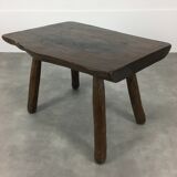 Coffee table brutalizes solid wood, tree trunk