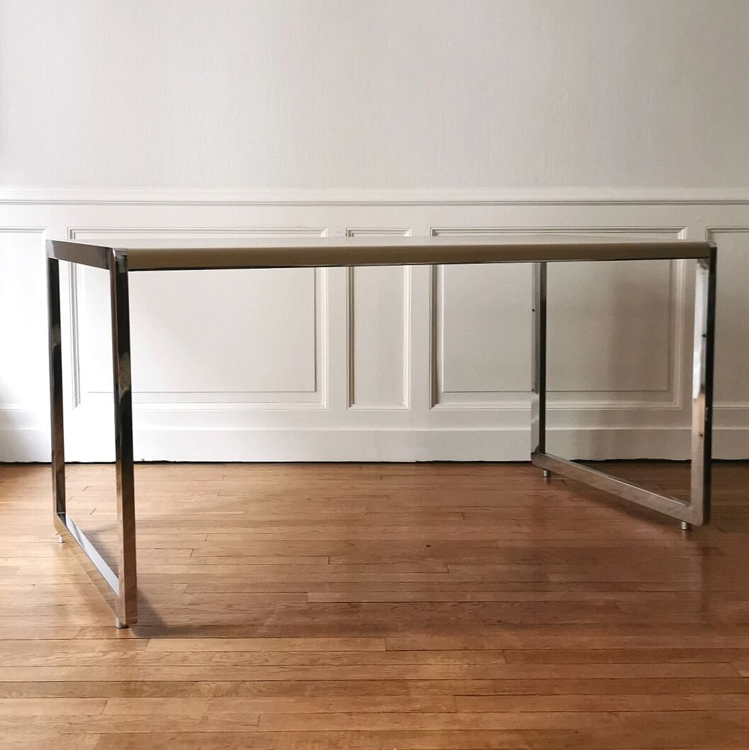 Desk / Table in chrome and lacquered metal, 1970