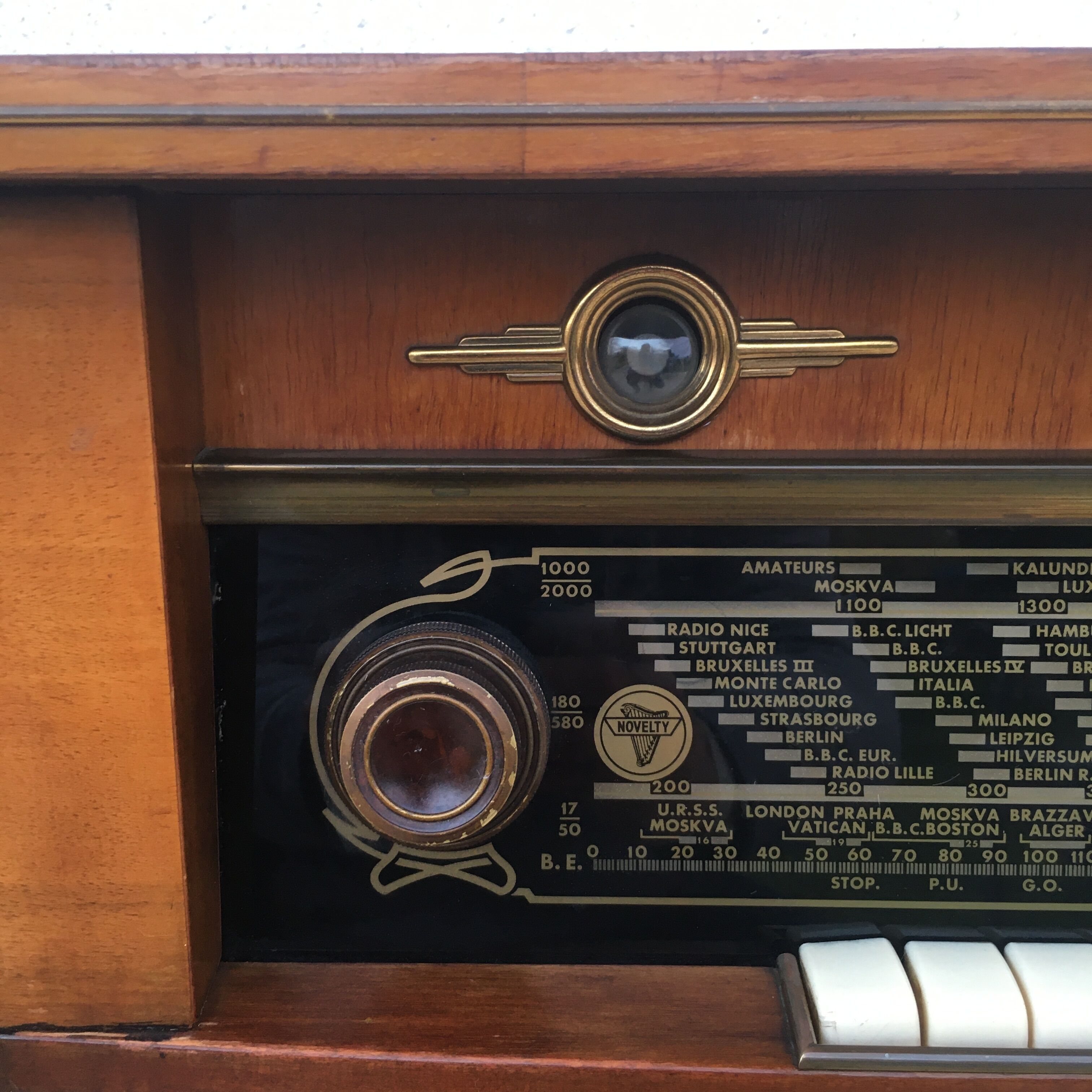 Colorado brand hi-fi cabinet