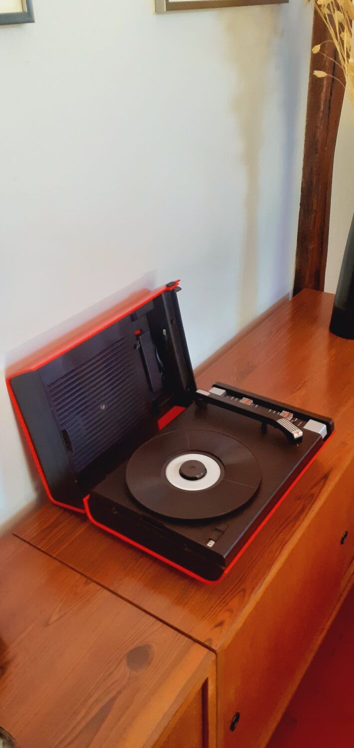 Vintage 60 year Thomson portable record player.