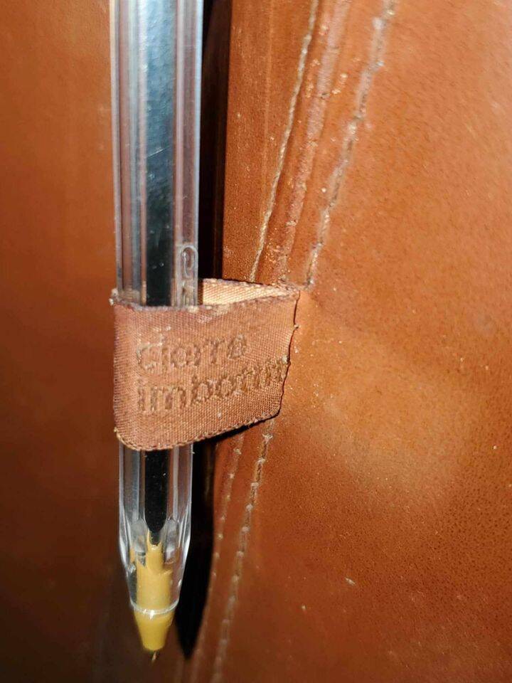 Vintage leather armchairs - Cierre Imbottiti