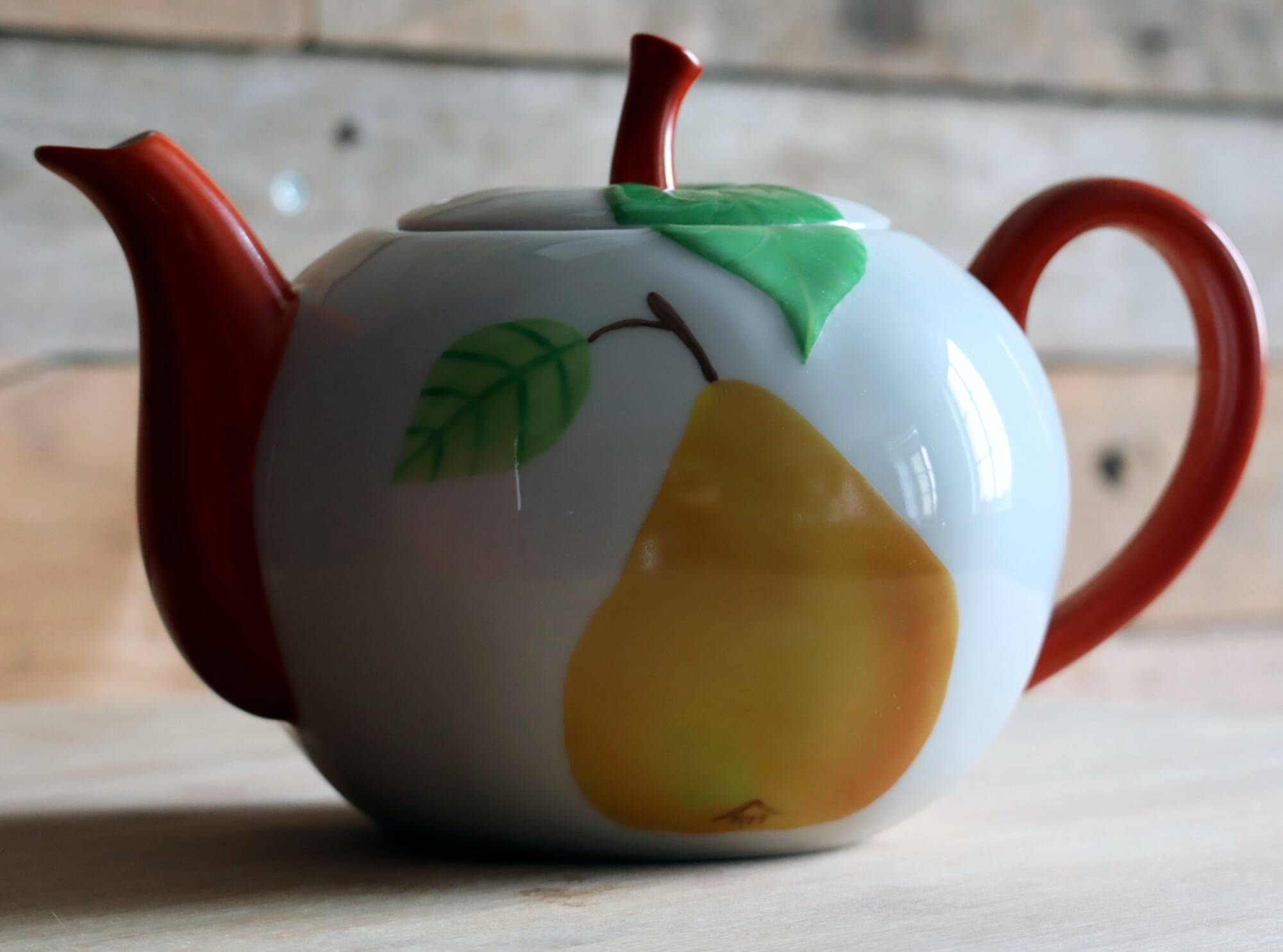 3-piece porcelain tea/coffee service Apilco - Hand-painted fruit design