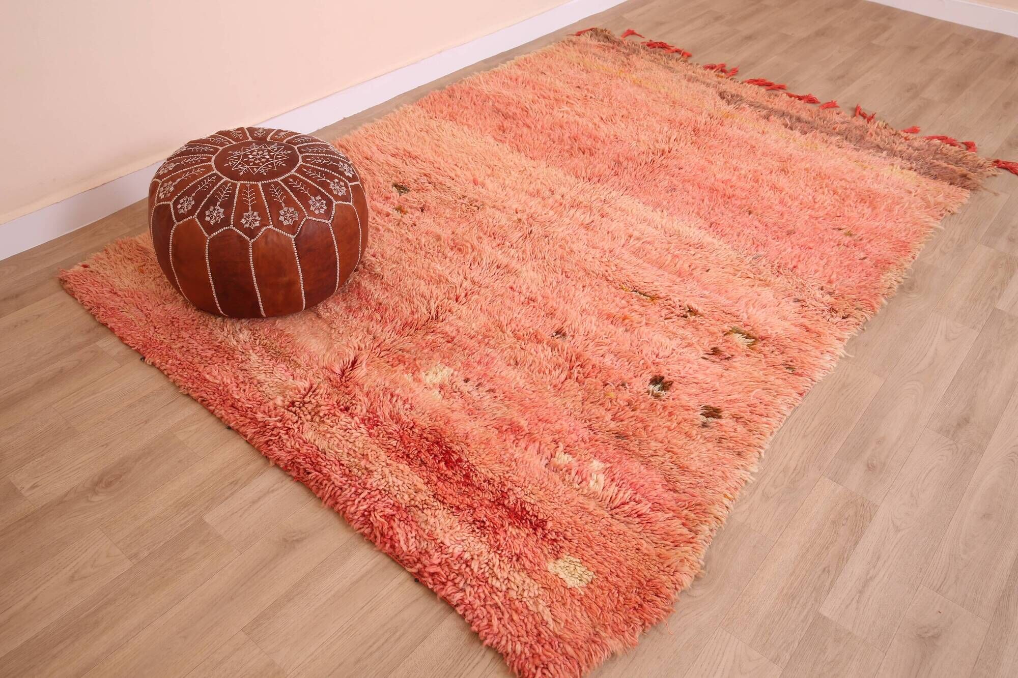 Peach Vintage Moroccan 175 x 246 cm, Berber Wool Rug Handmade, Boho Rug