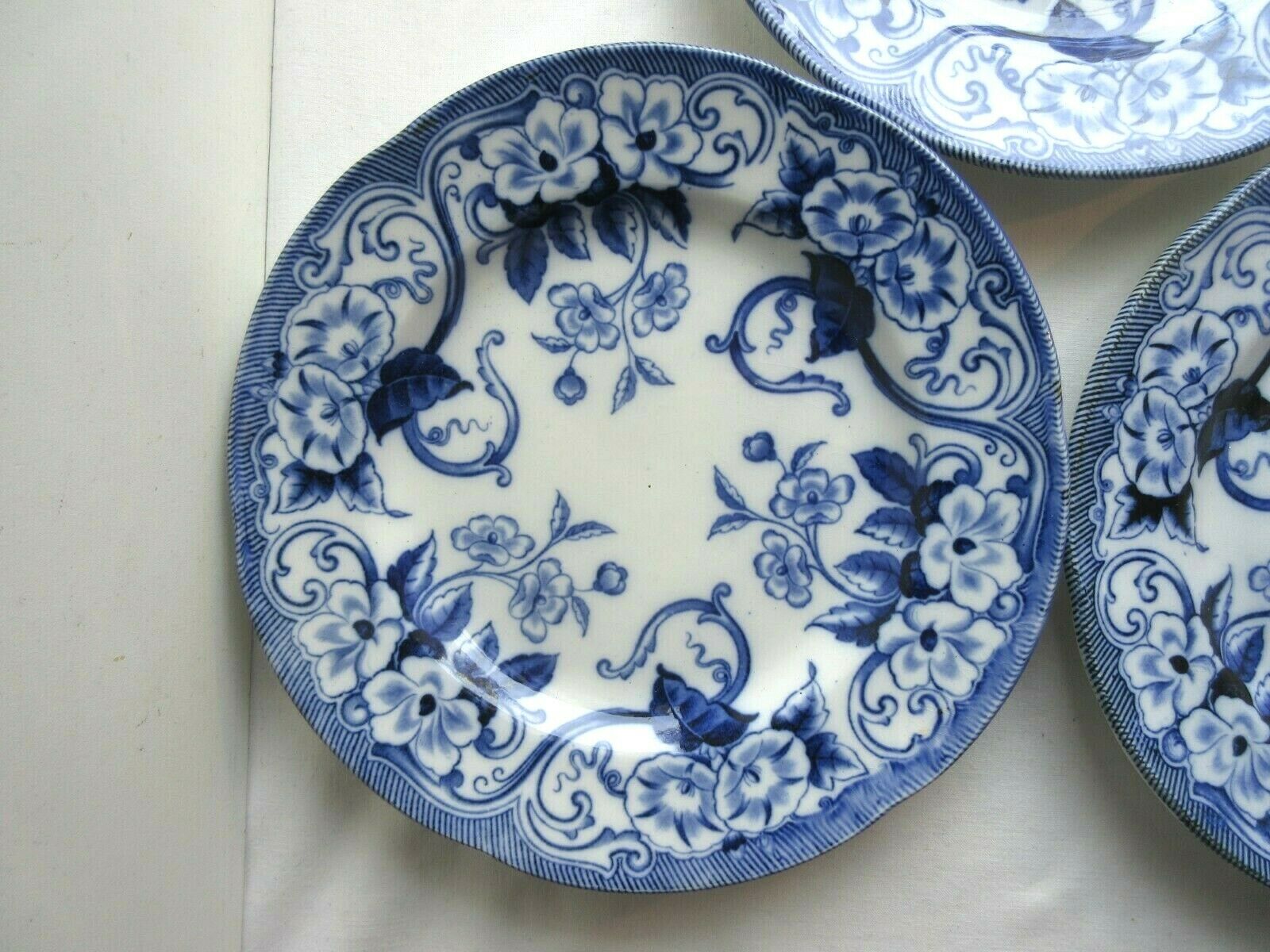 3 dessert plates Creil Montereau, Model Flora: Blue liserons