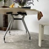 Tecno Nomos Round Table Brushed Metal