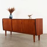 Buffet en teck, design danois, années 1970, production : Danemark