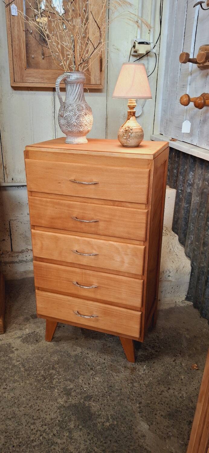 Chiffonnier vintage