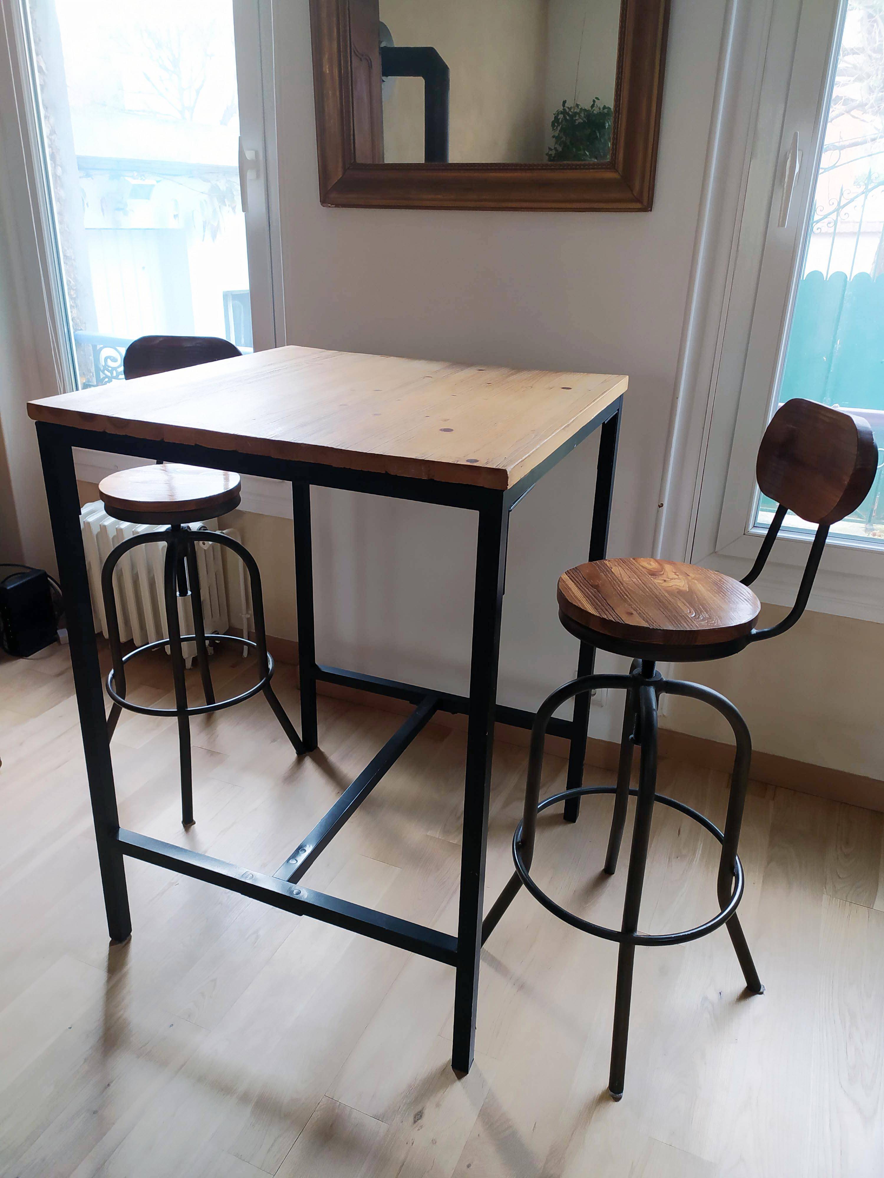 Set of two bar stools in wood and metal, industrial style.