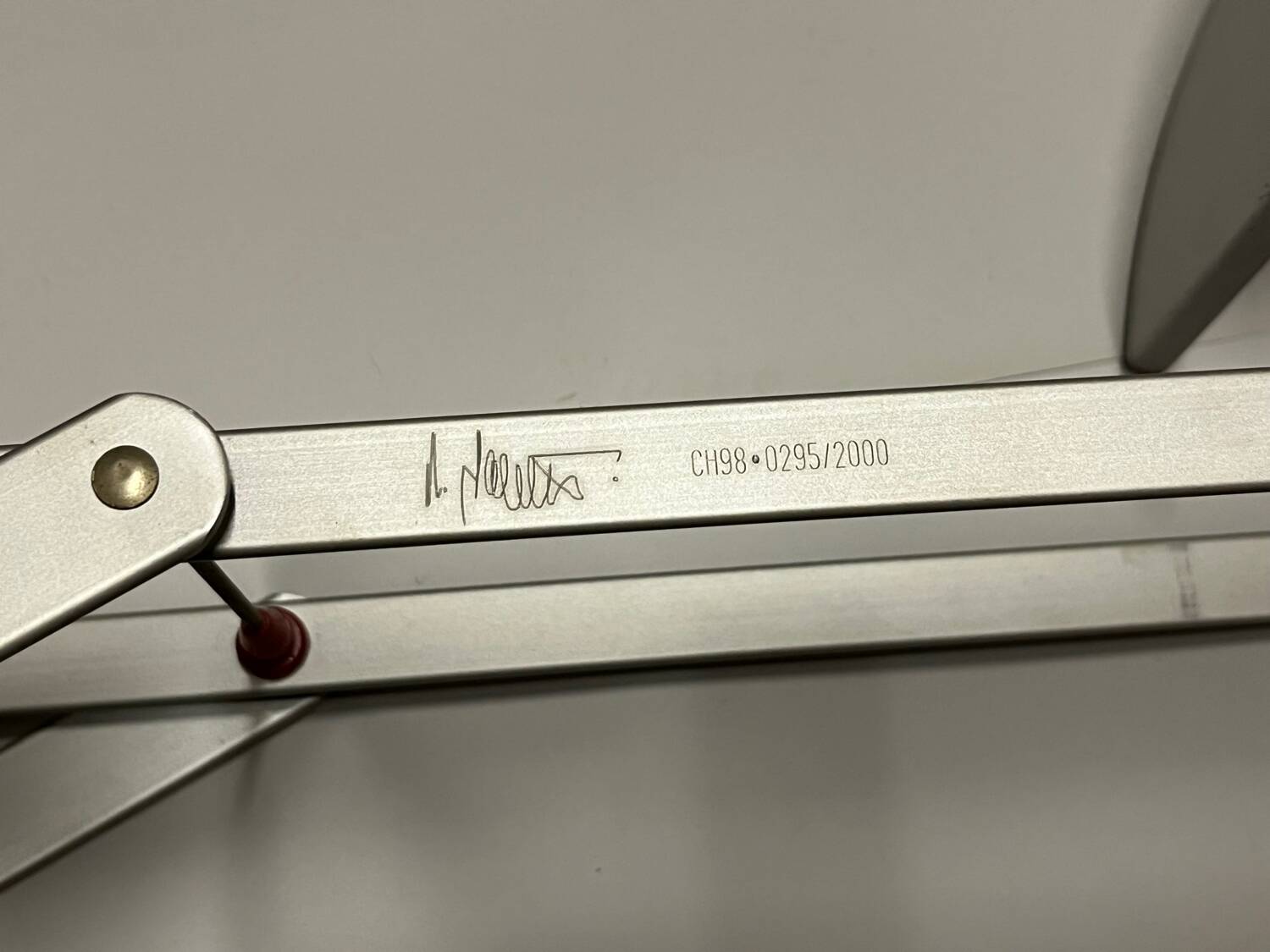 Artemide Tizio articulated desk lamp