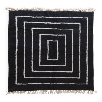 Tapis Noir Contemporain - 252 x 244 cm