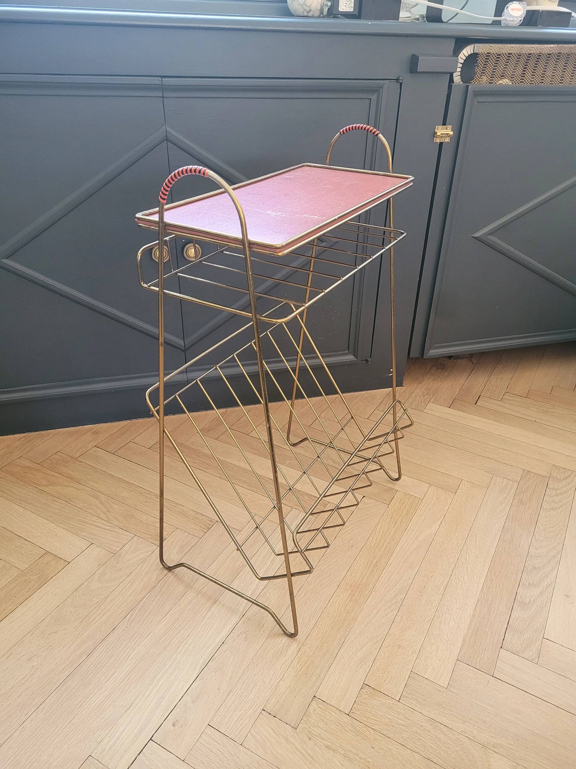Vintage brass wire side table-magazine rack