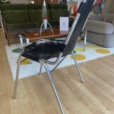 Chaise Dal Vera "Les Arcs", cuir noir et alu chromé, années 70