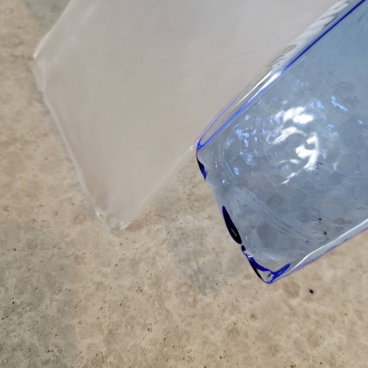 Pair of post-modernist wall lights in blown glass - Murano - vintage