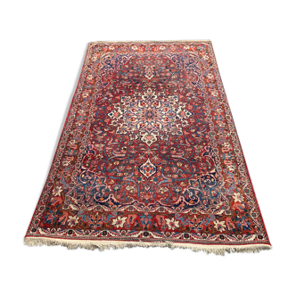 Oriental carpet