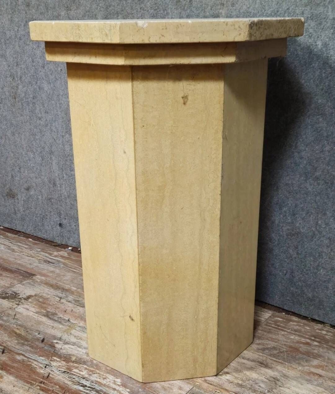 pedestal column in travertine from the 1950s to 1970s | Selency