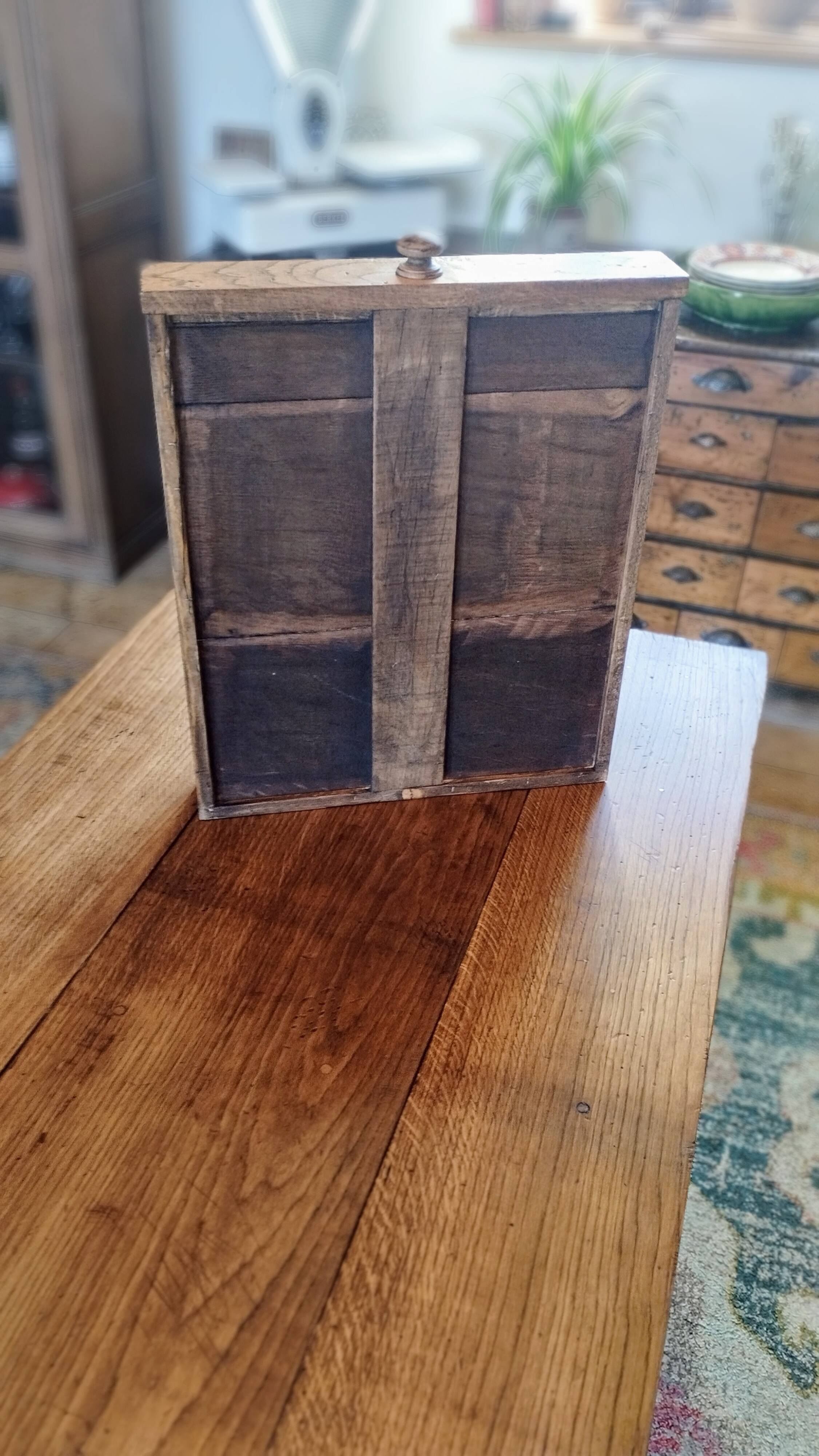 Farm table in sold oak