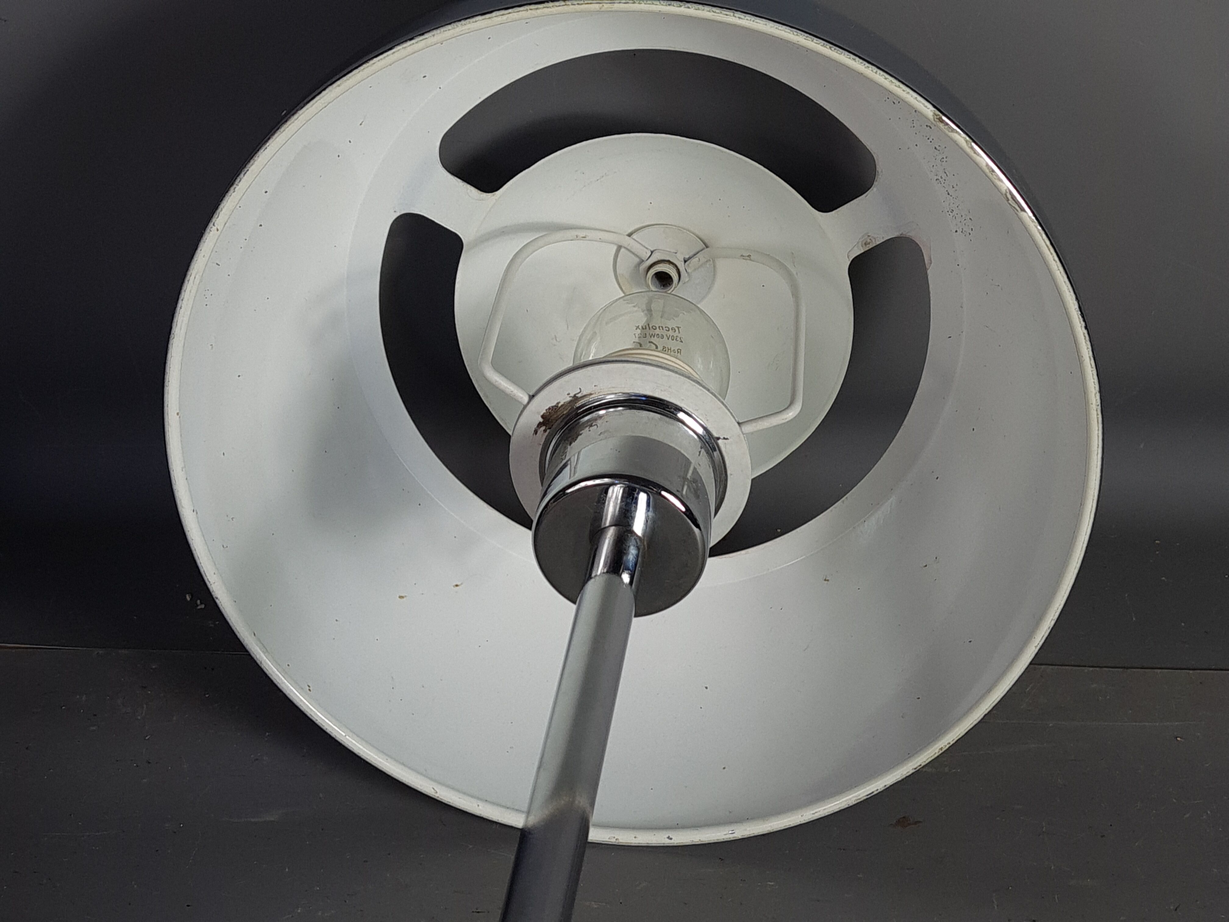 Lampe de table métal chromé vintage 70s SB