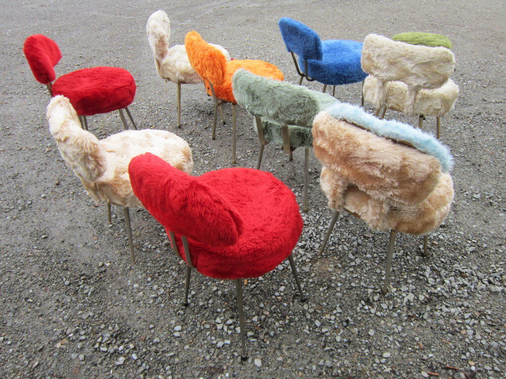 Together 10 seats and 2 mirrors rug 70s