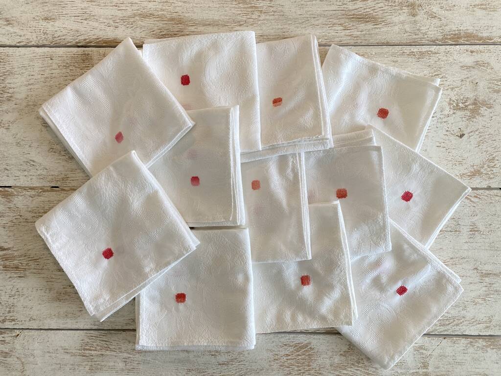 Lot de 12 serviettes damassées brodées à la main - 48x48 cm - Coton
