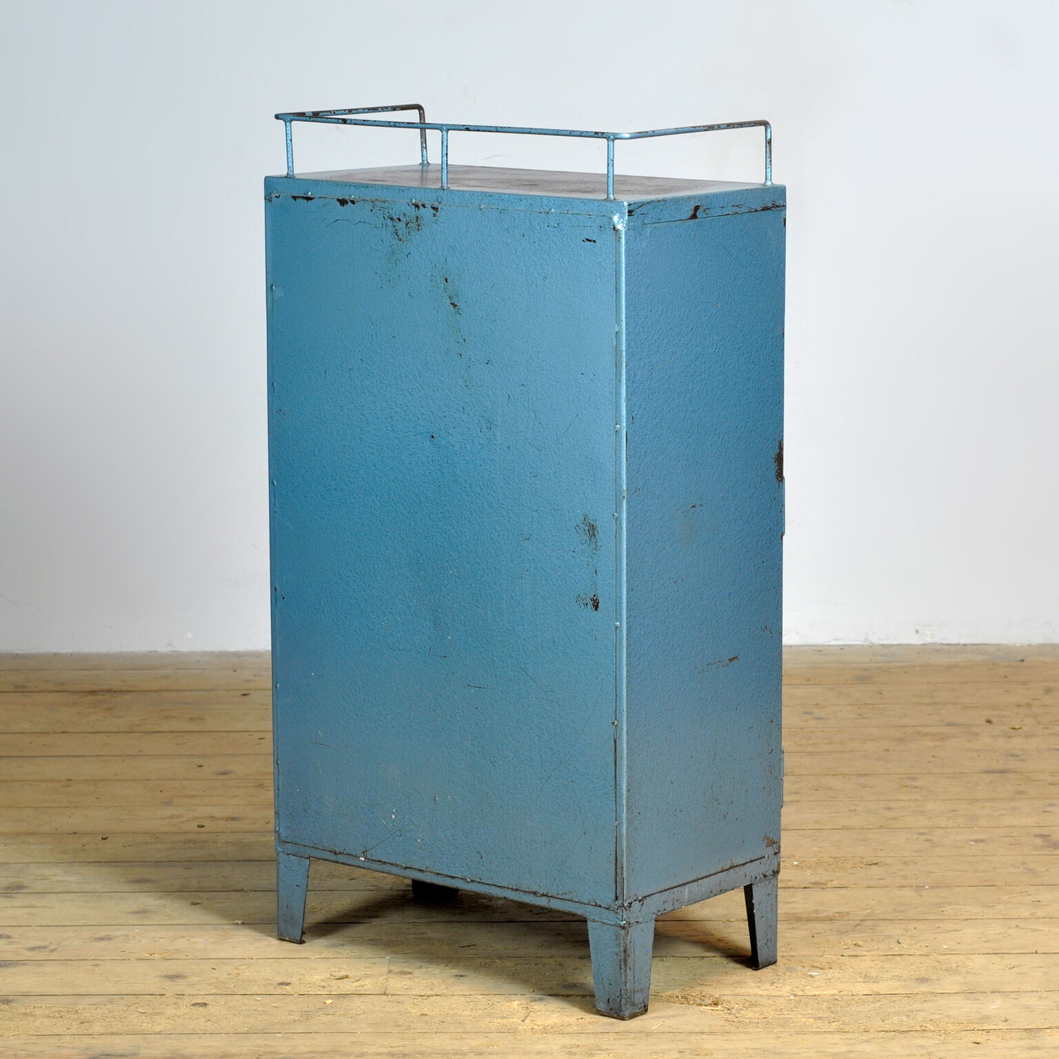 Industrial four-drawer cabinet from the 1970s