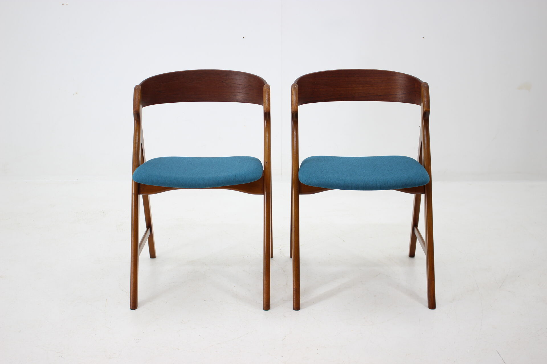 1960s Dining chairs by Henning Kjaernulf for Boltinge Støle Møbelfabrik, set of 4
