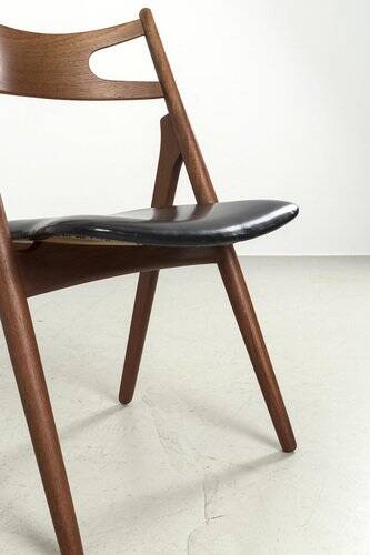 CH29P Sawbuck Dining Room Chairs, Set of 3