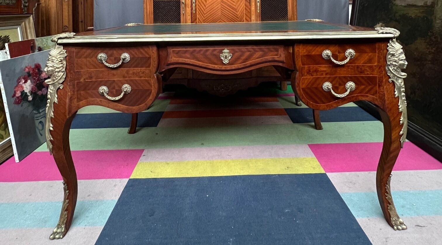 Bureau de style français Régence