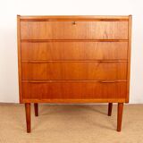 Commode Danoise 4 tiroirs en teck par Henning Jørgensen pour Fredericia.