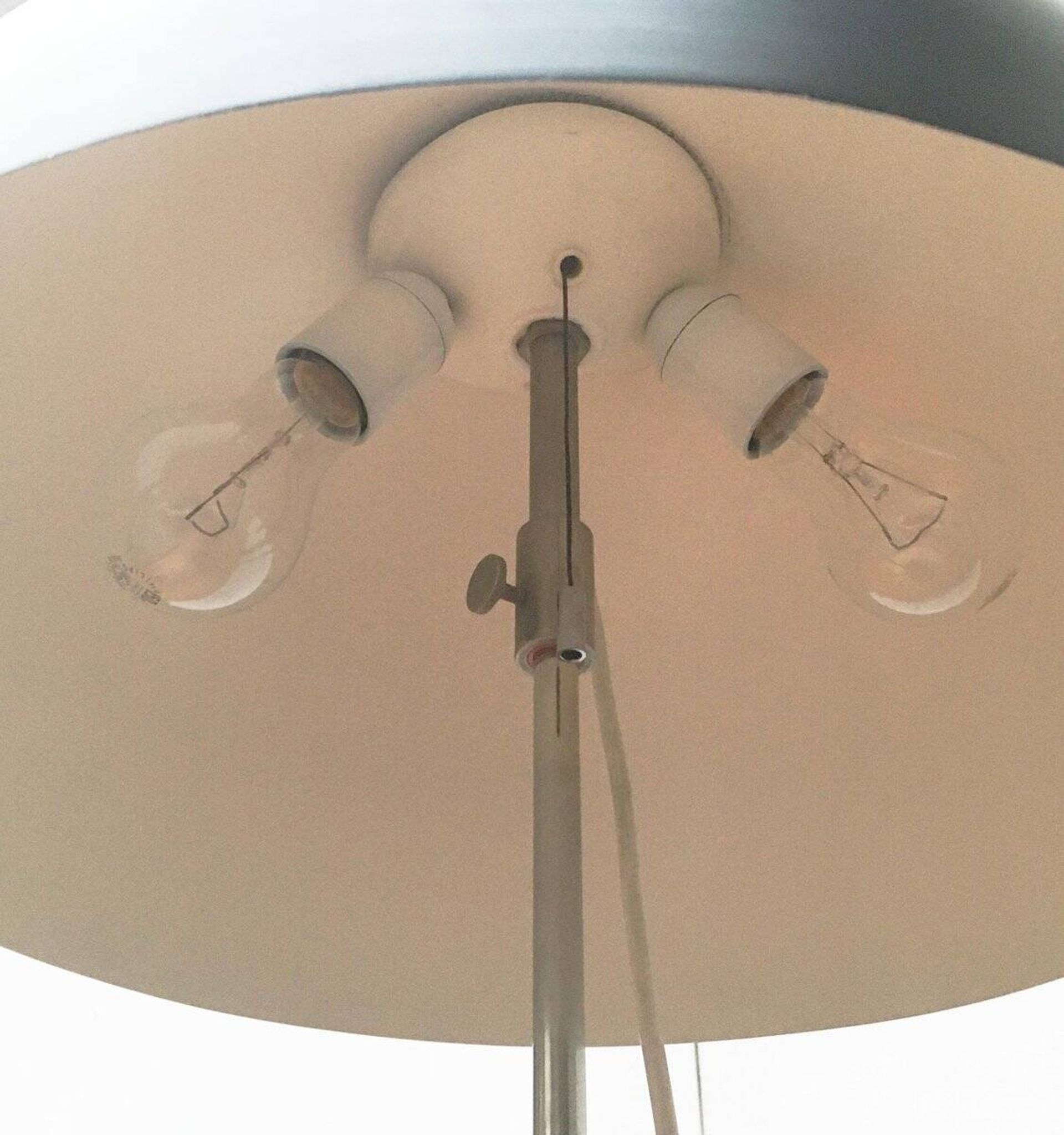 Mid-century minimalist table lamp