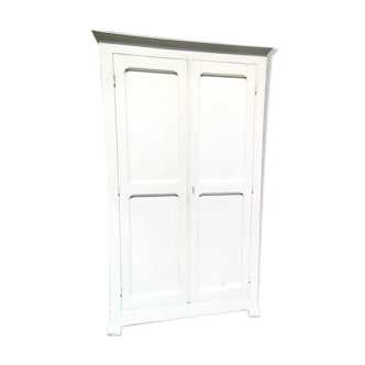 Armoire parisienne avec clé